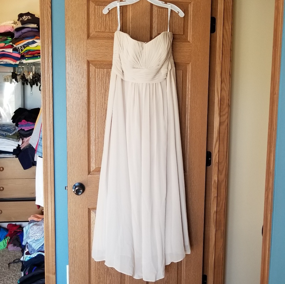 David's Bridal Bridesmaid Dress Size 16